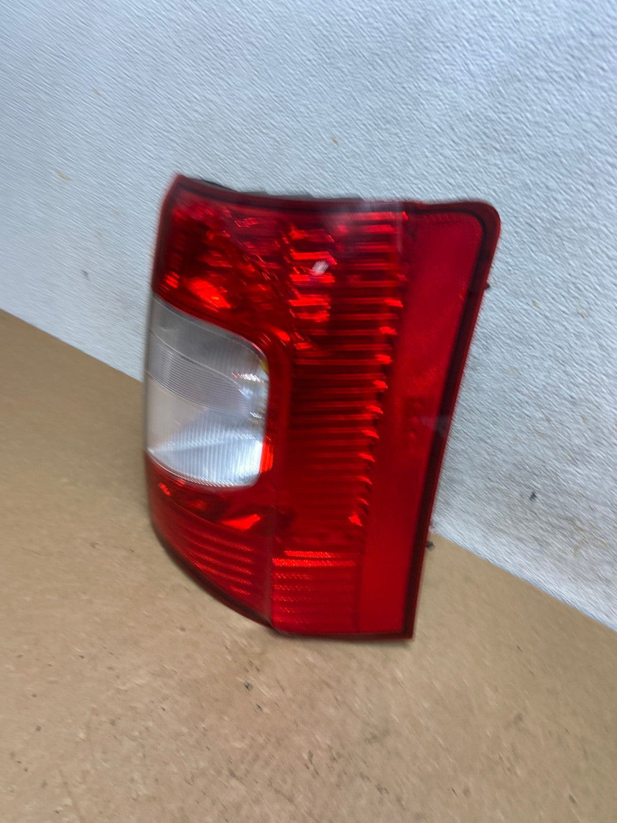 2011-2016 Chrysler Town and Country Right Passenger RH Tail Light AI3437 LK1