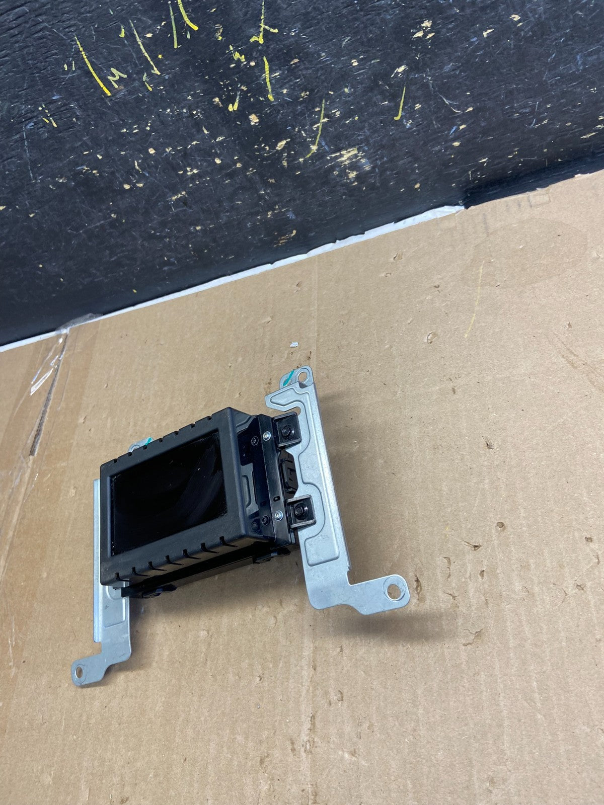 2013 to 2016 Ford Taurus 4.2" Radio Navigation Screen Module AB1969 DG1