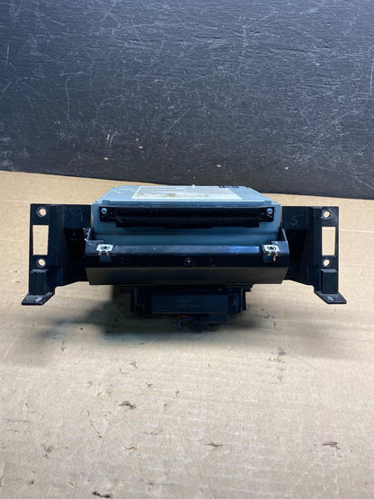 2012 to 2013 Land Rover Range Rover LR4 Radio Gps Cd Mechanism AE8174 DG0