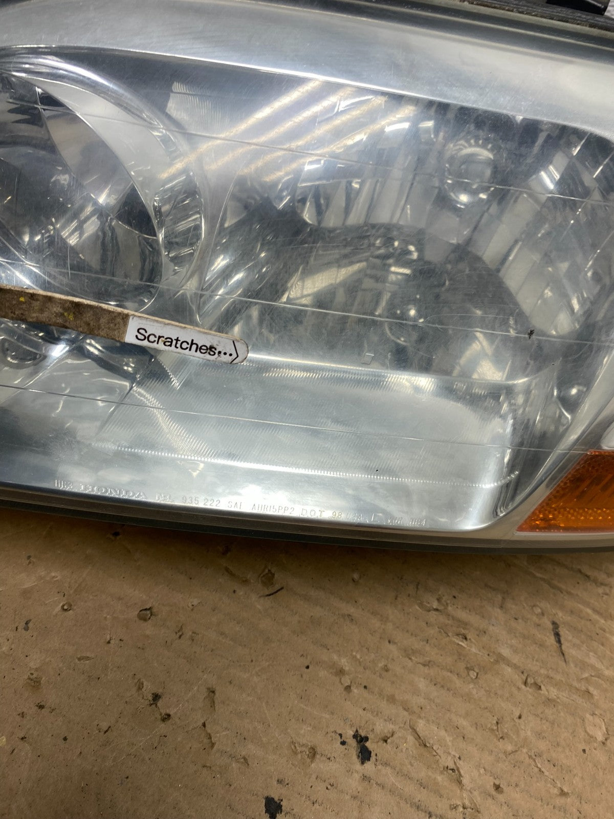 2001 to 2003 Acura MDX Left Driver LH Halogen Headlight AD4055 DW3