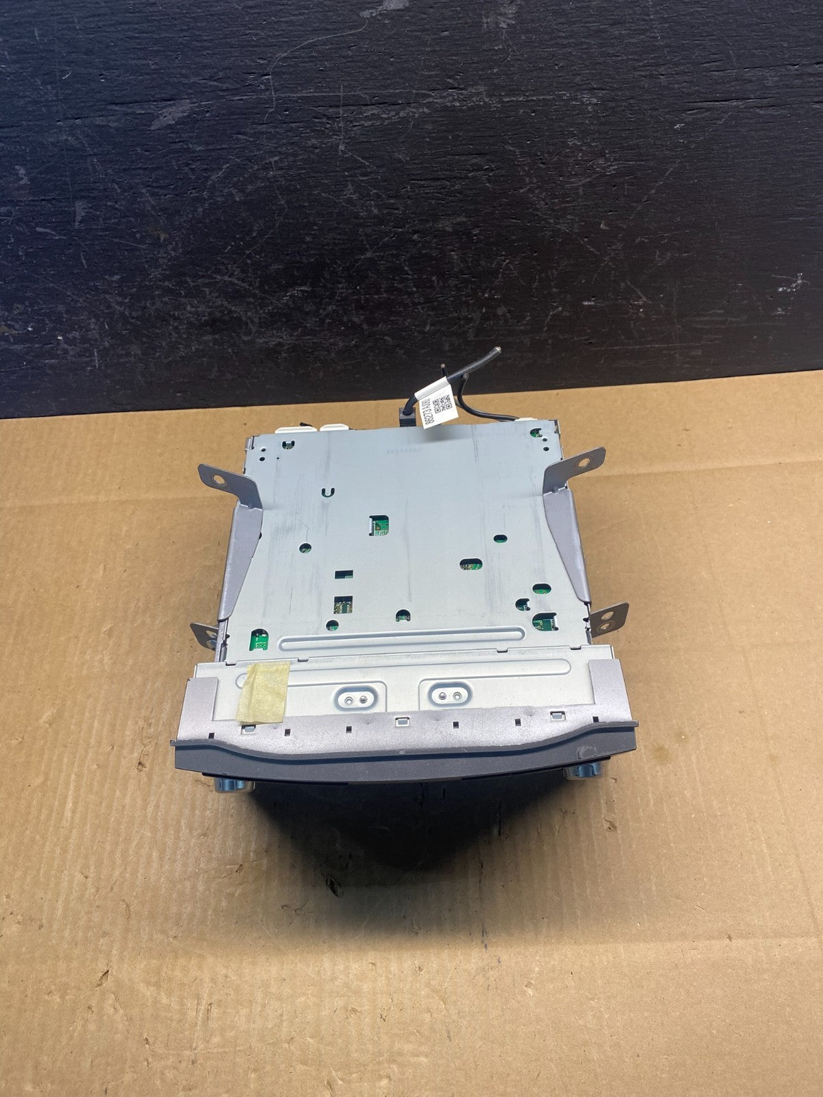 2013 to 2014 Subaru Outback Legacy Am Fm Cd Player AM/FM Radio AD1593 DG4