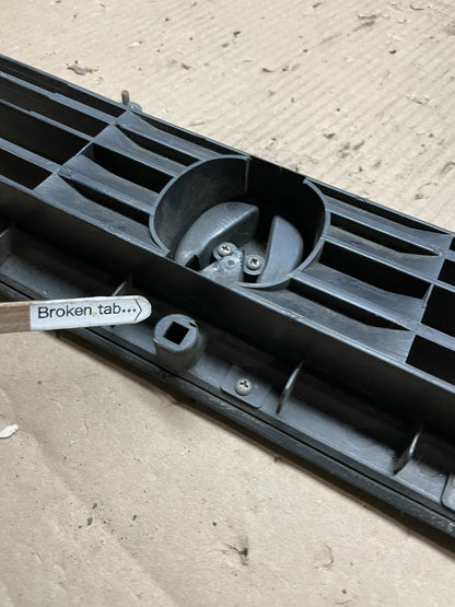 1991 to 1995 Acura Legend Sedan 4Door Front Upper Grill Grille i7685 DG9