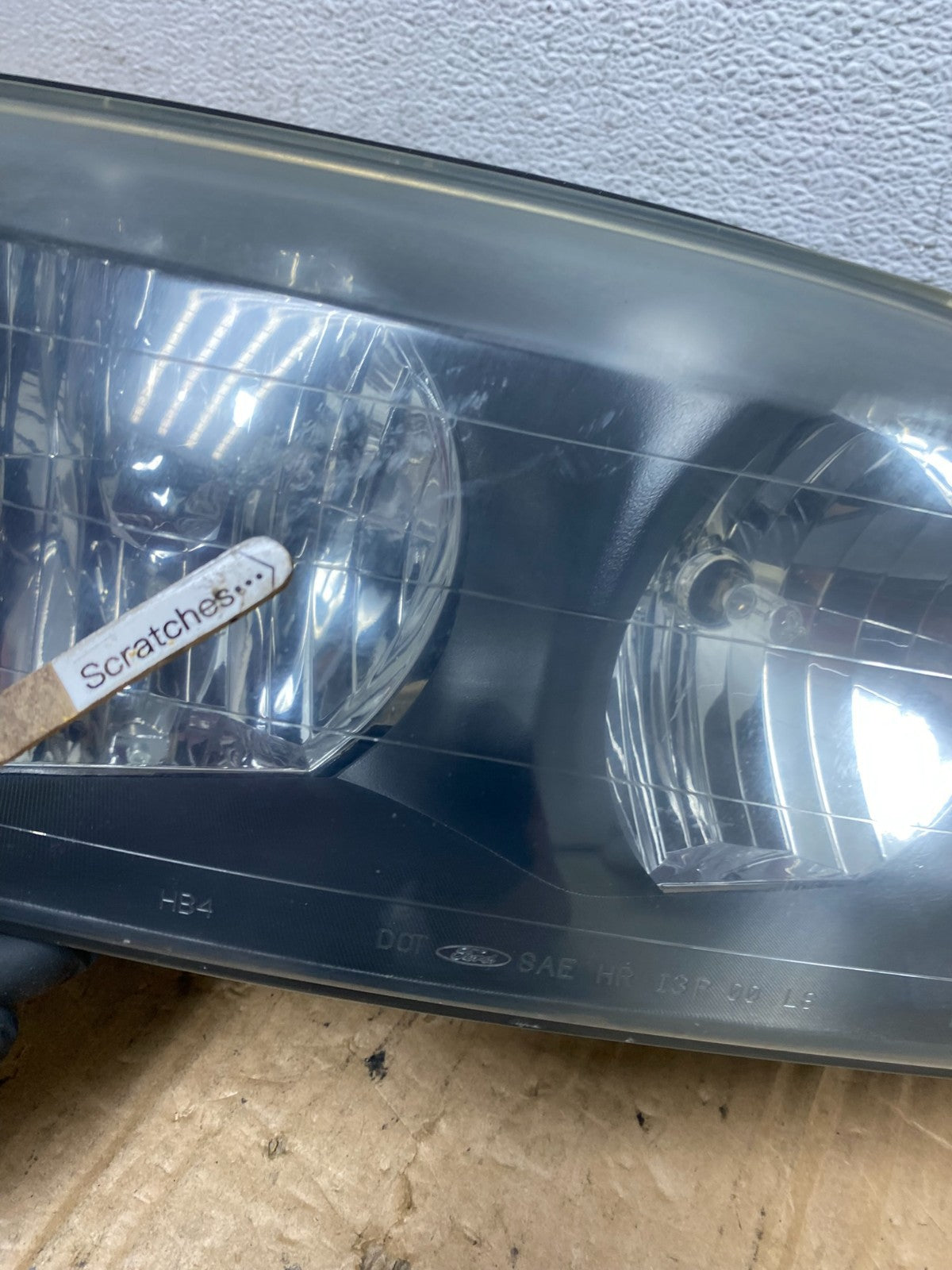 2000 to 2002 Lincoln Ls Right Passenger RH Side Headlight Halogen AC8337 DW3