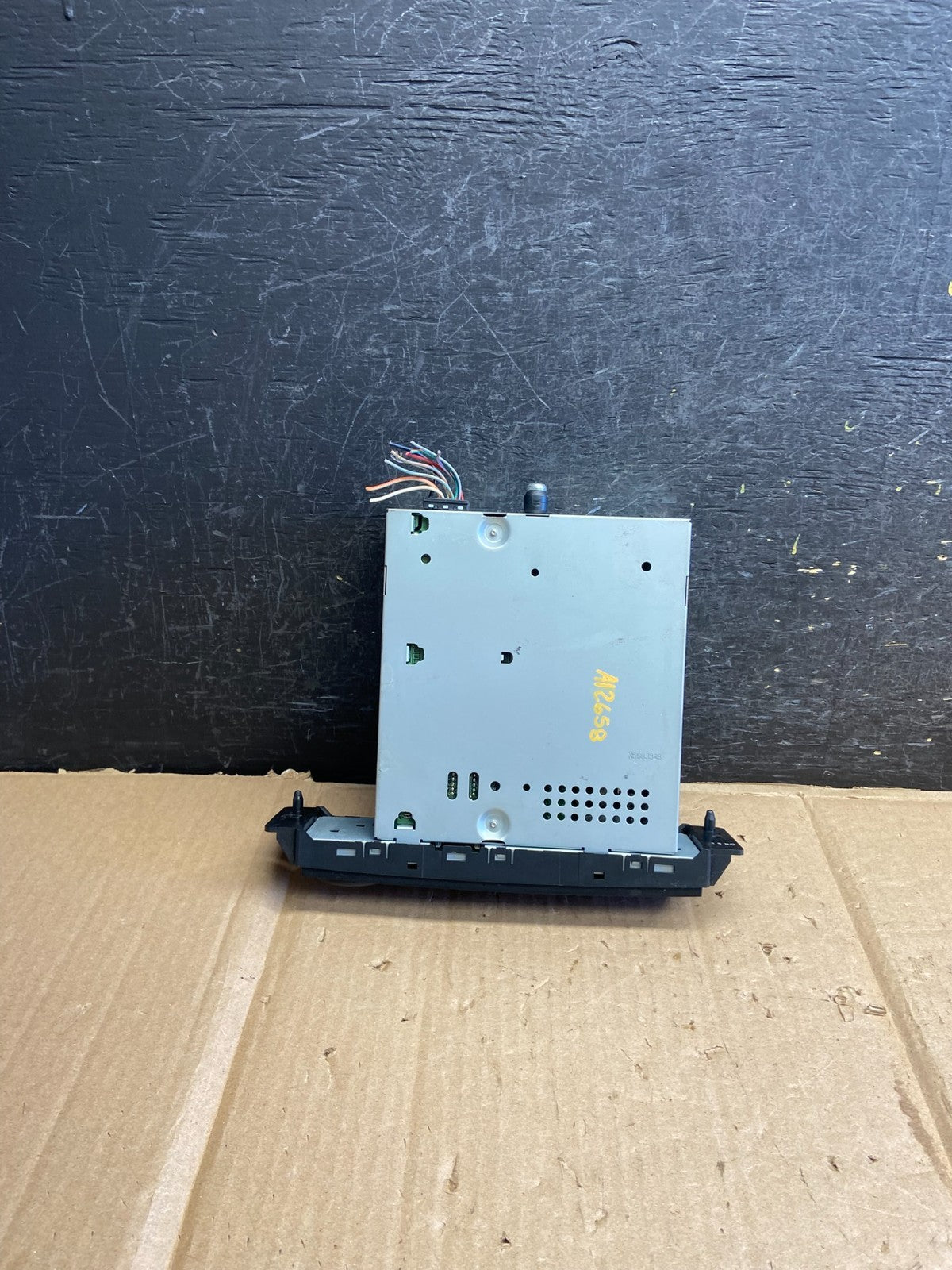 2008 to 2012 Chrysler Town Country DVD Player Receiver AI2658 DG3