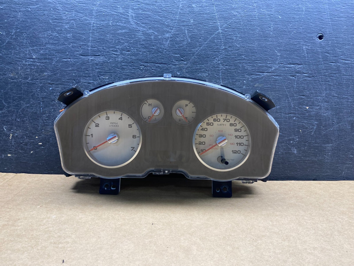 2006 Ford Five Hundred 500 Speedometer Cluster Gauge ah7090 DG0