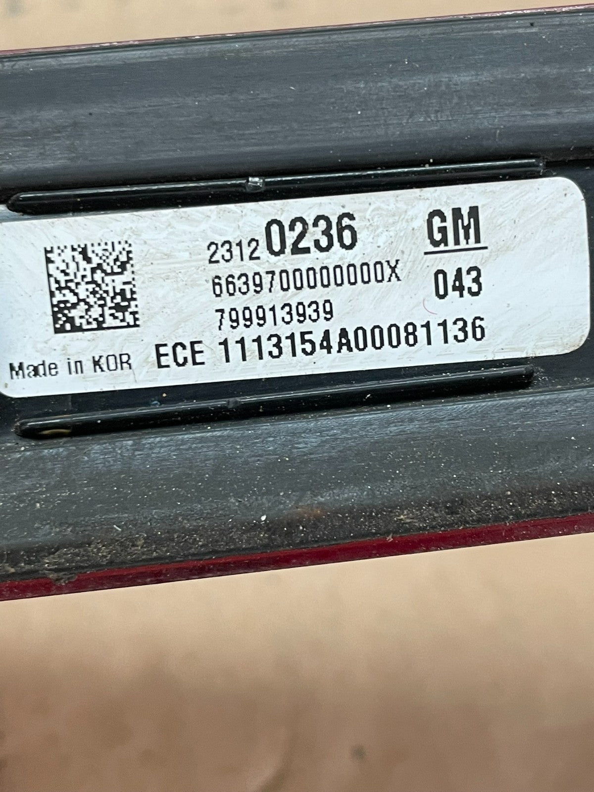 2013 to 2018 Cadillac Ats Trunk Lid Mount 3rd Third Brake Tail Light AD8416 DG7
