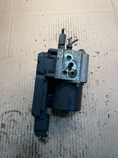 2006 2007 Ford E250 E350 Econoline Anti-Lock ABS Antilock Brake Pump v1989 DG1