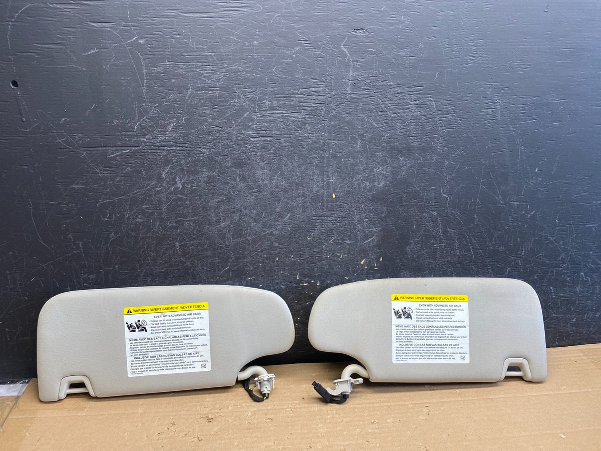 2013 to 2018 Ford Fusion Left+Right Side Sun Visors AG83870