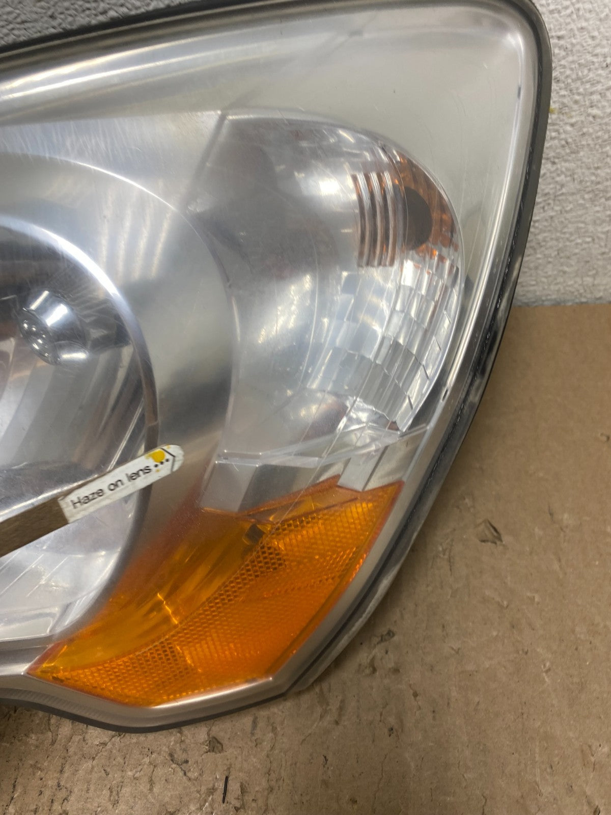 2007 to 2010 Kia Sportage Left Driver LH Halogen Headlight P8827 DW8