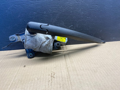 2011 to 2019 Ford Explorer Rear Windshield Wiper Motor OEM AC0872 DG0