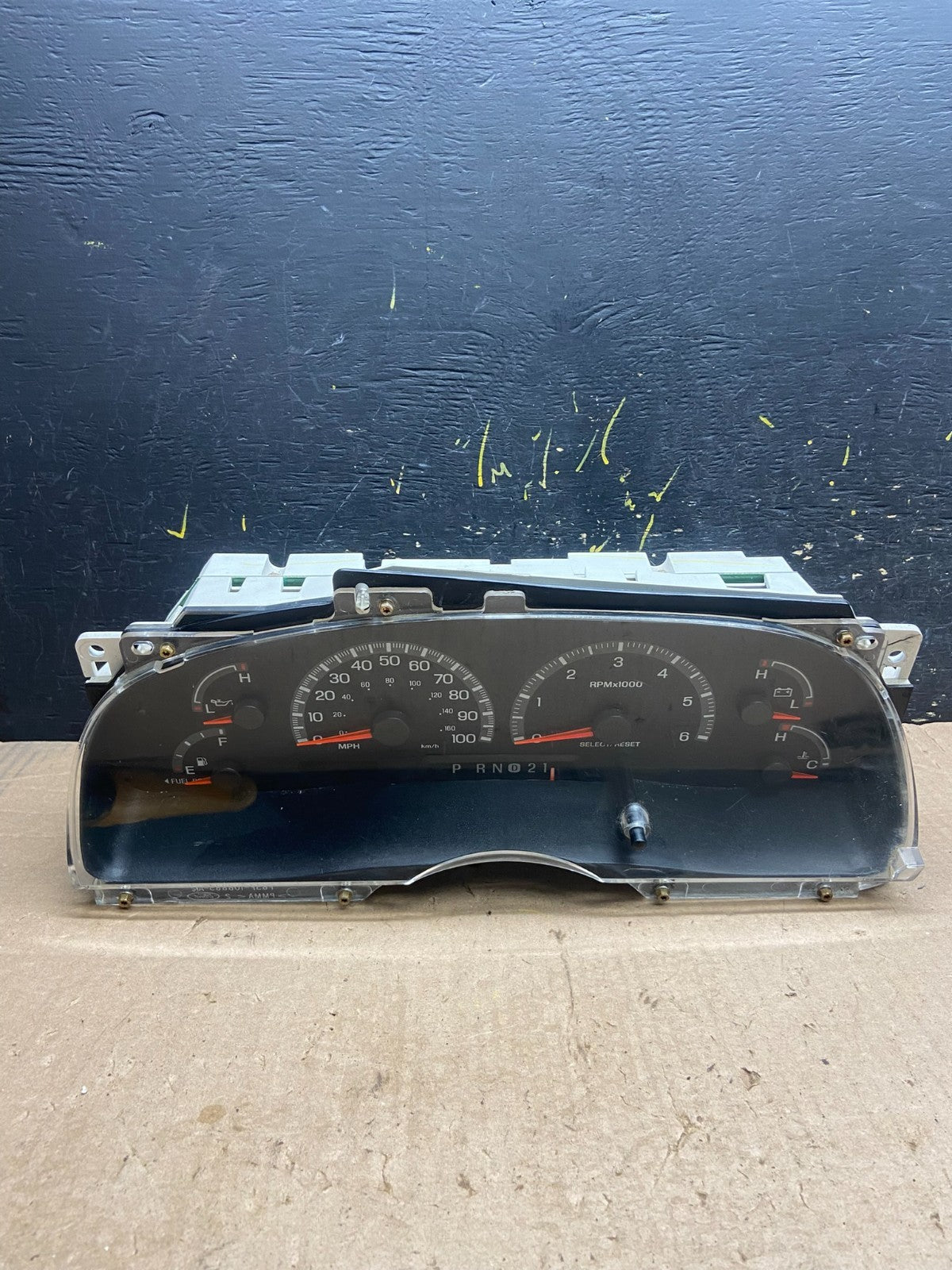 2000 2001 2002 Ford Expedition Speedometer Instrument Gauge Cluster Oem z1606 DG0