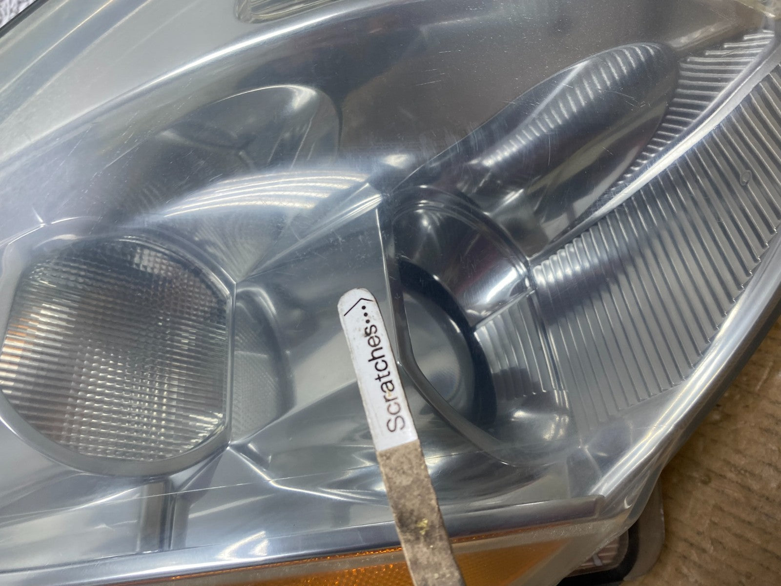 2004 2005 2006 Nissan Maxima Right Passenger Side Headlight Xenon HID AD9334 DW3