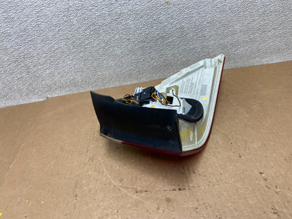 2008 - 2010 BMW 5 530i E61 Touring Right RH Inner Tail Light Z6989 DG7