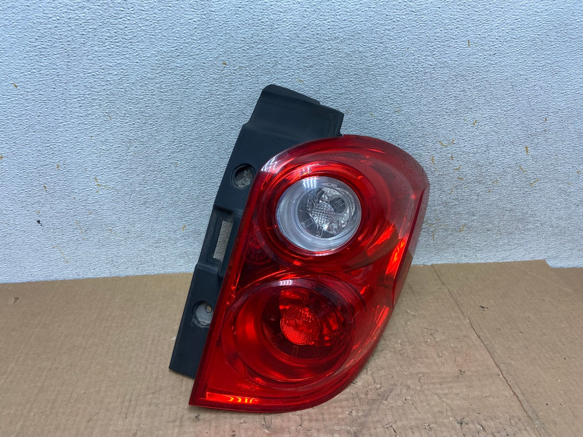 2010 to 2015 Chevrolet Equinox Right Passenger Rh Side Tail Light AI5559 LK0