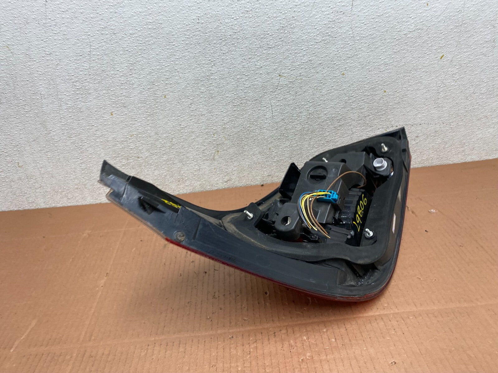 2008 to 2010 BMW 5 525i 530i Right Passenger Rh Tail Side Light Oem L9806 DW8