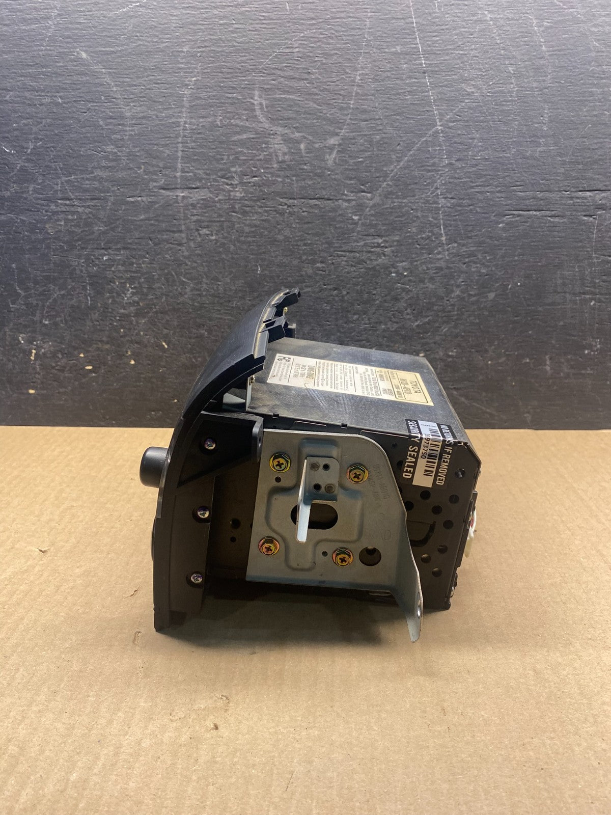 2004 to 2010 Toyota Sienna AM FM CD WMA Mp3 Radio Receiver AG3792 DG1