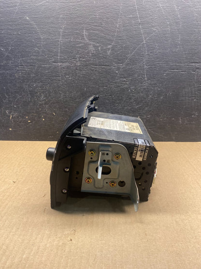 2004 to 2010 Toyota Sienna AM FM CD WMA Mp3 Radio Receiver AG3792 DG1