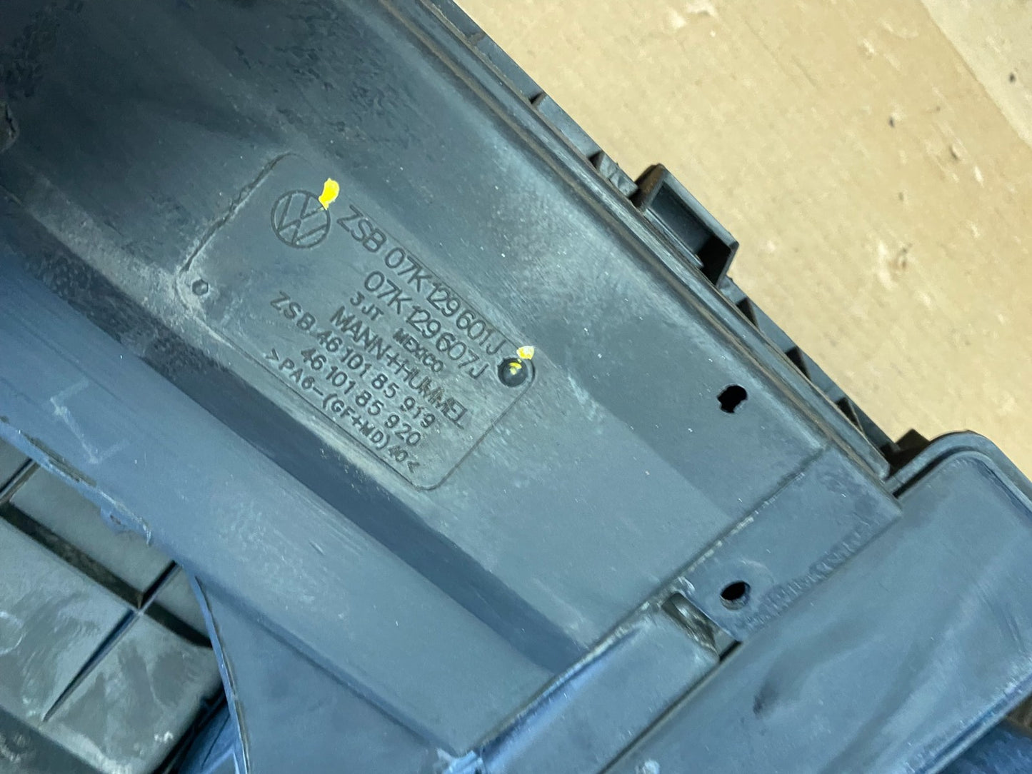 2005 - 2008 Volkswagen Jetta Beetle 2.5L Passat Engine Cover 07k129601j w5771 DG8