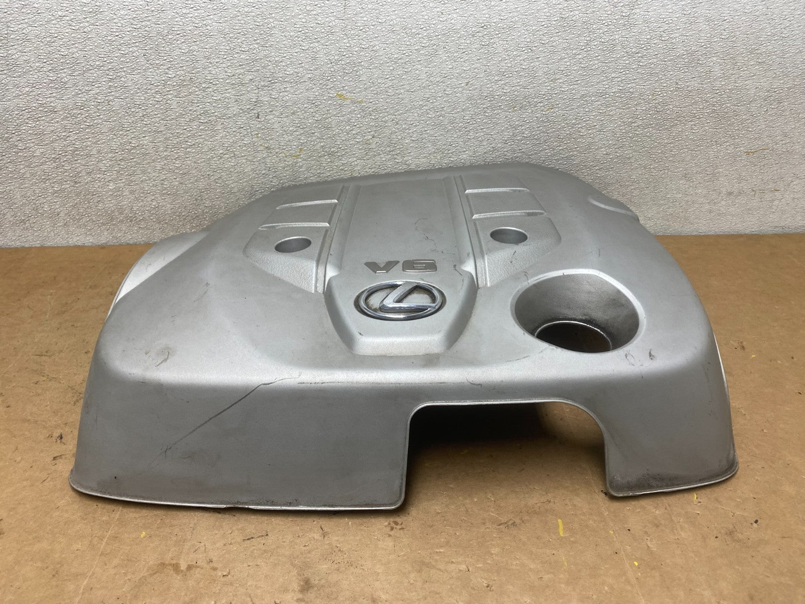 2006 to 2008  Lexus GS300 Engine Motor Top Cover X5523 DG0