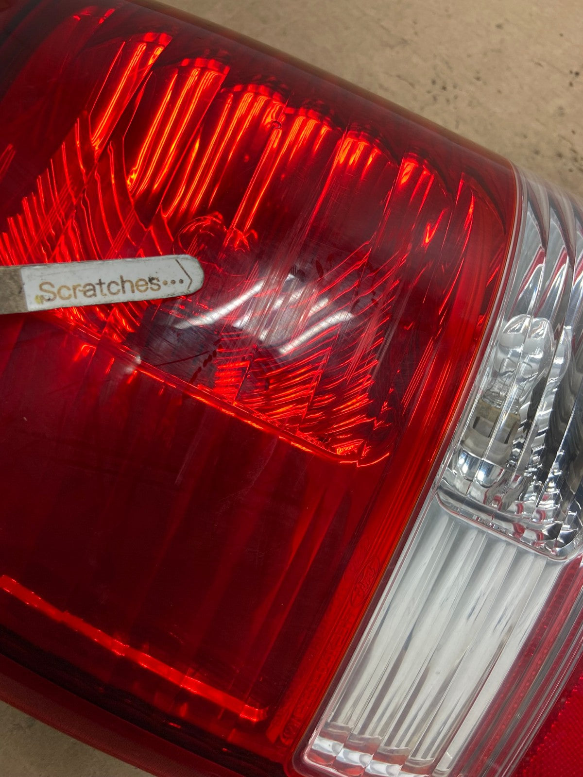 2004 to 2008 Ford F150 F-150 Left Driver LH Side Tail Light AI1138 LK3