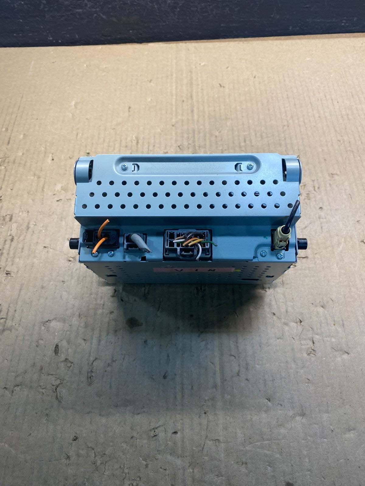 2010 to 2011  Volvo S60 Radio AM FM Receiver MP3 CD Player  Oem AC2423 DG5