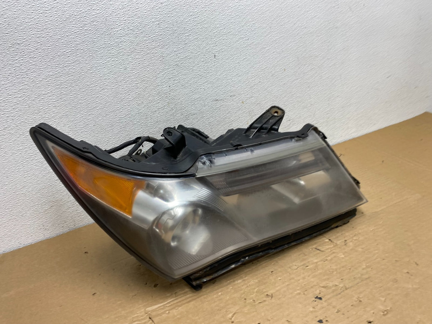 2007 2008 2009 Acura MDX Headlight Xenon HID Right Passenger RH AD4056 DW2