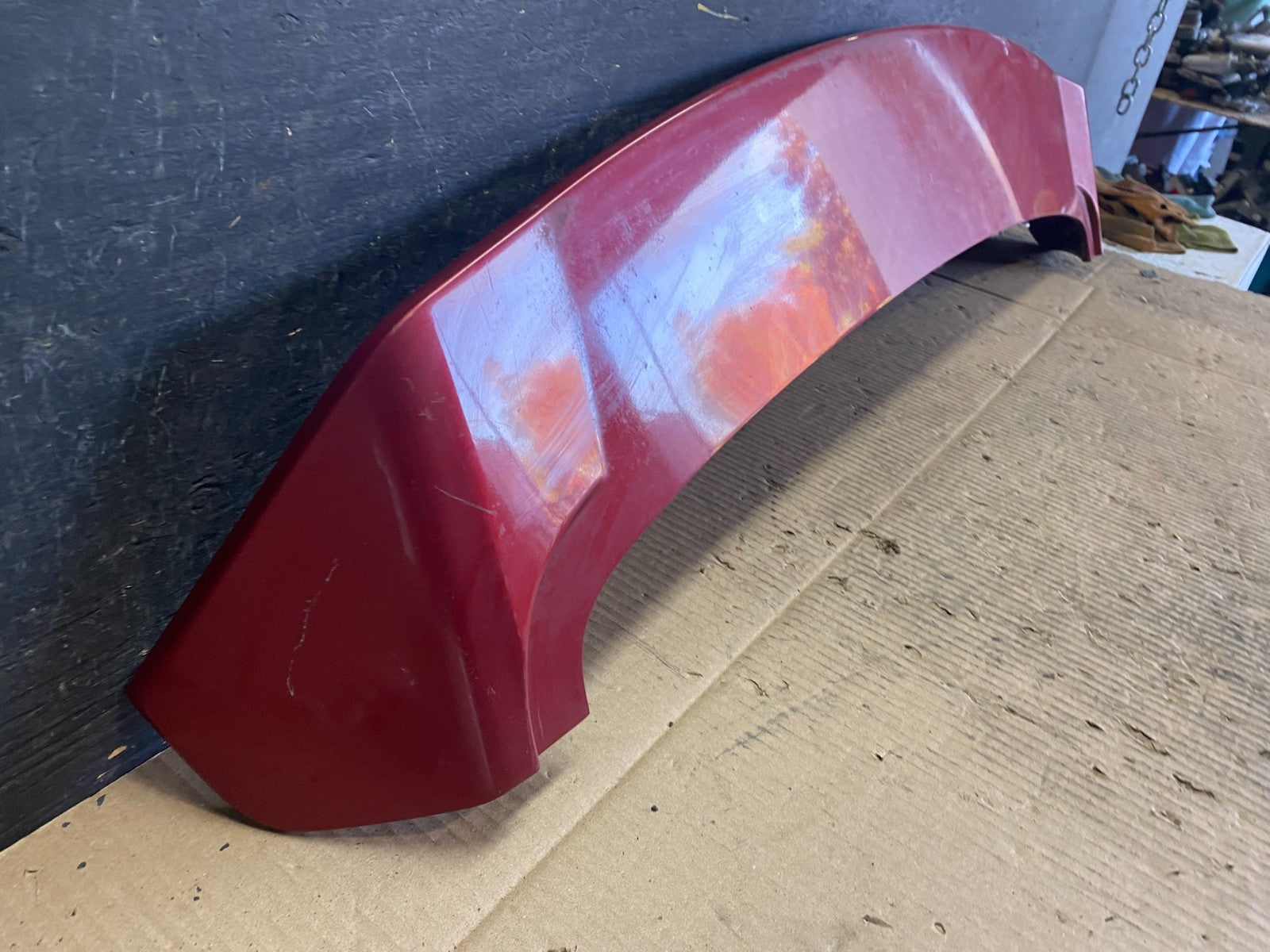 2013 to 2016 Hyundai Santa Fe Rear Spoiler W/3rd Brake Light T6787 DG2