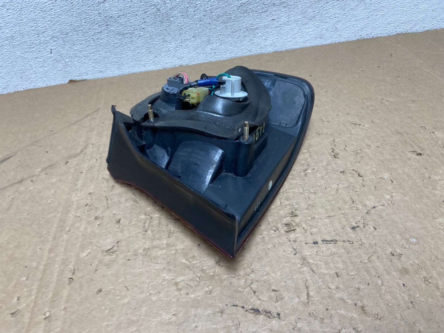 2000 to 2004 Subaru Legacy Left Driver LH Side Tail Light AG1287 LK5