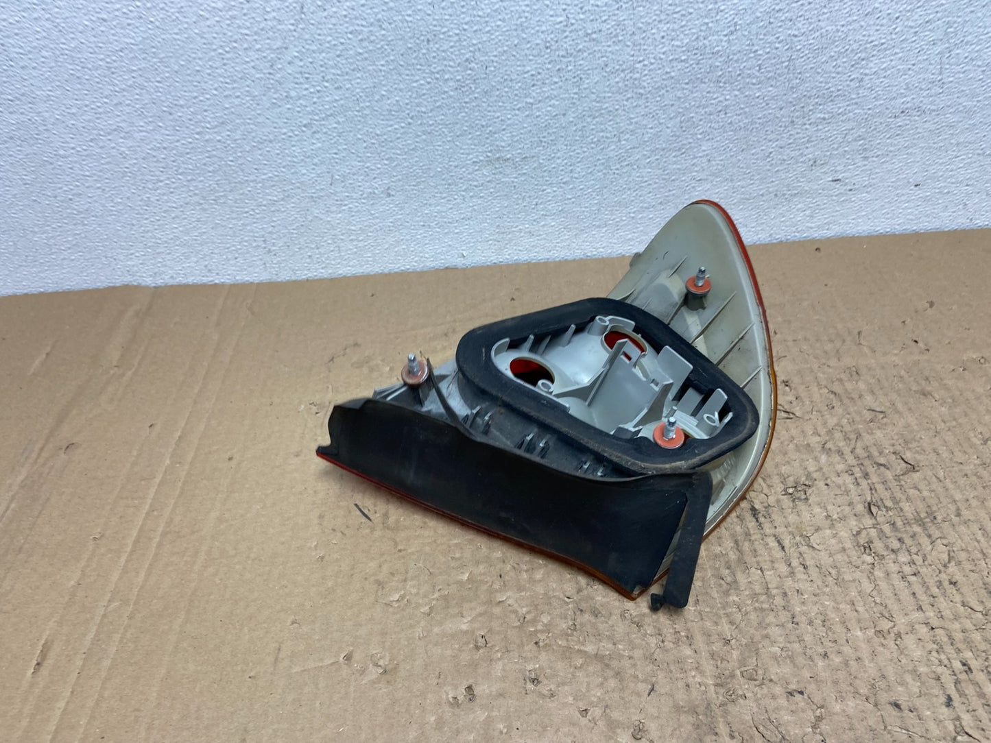 1999-2001 Bmw E46 325i 328i 330i Coupe Right Passenger Tail Light AC4154 DG3