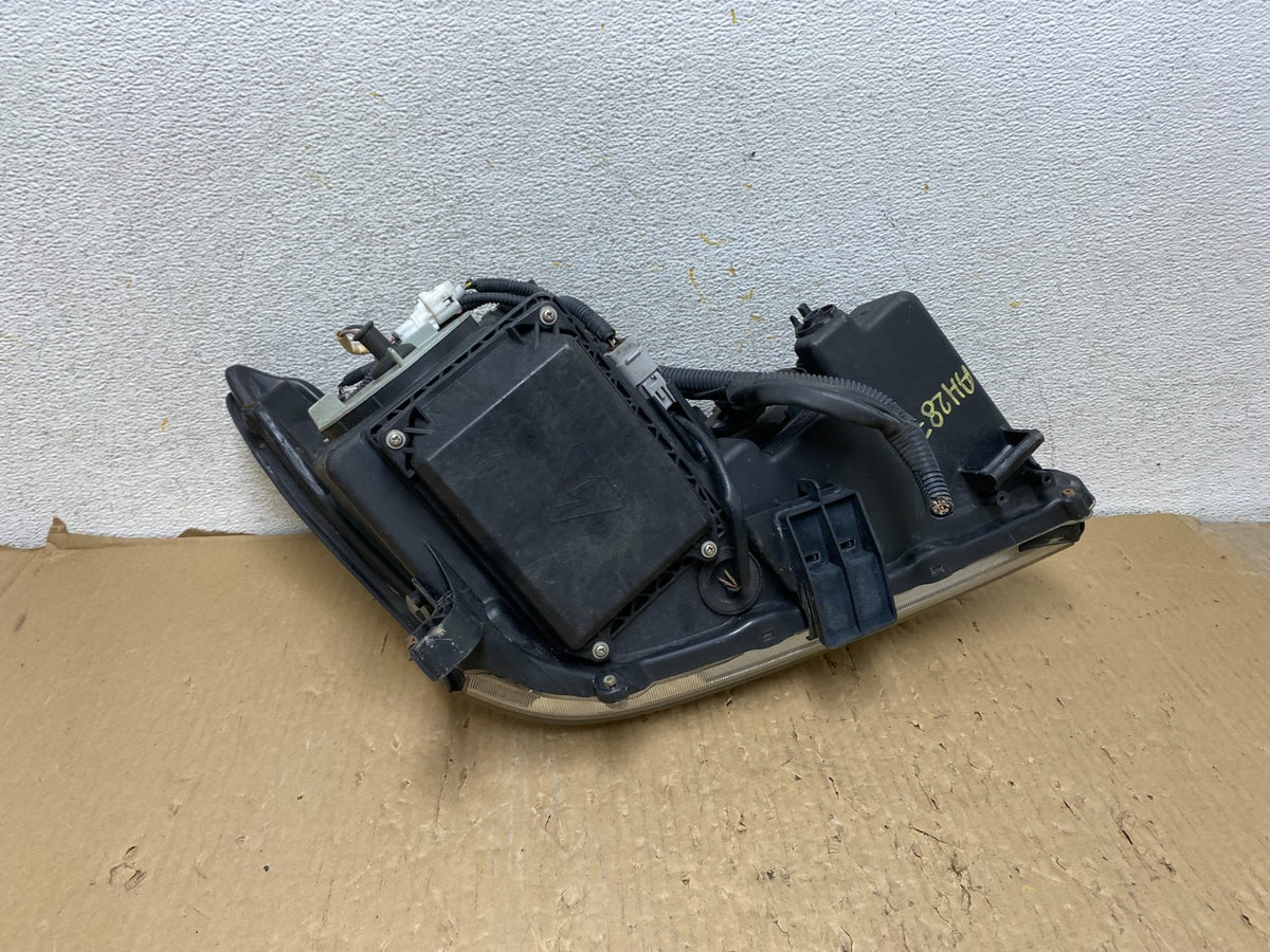 2004 to 2009 Lexus RX330 RX350 Xenon Left Driver Side Headlight AH2871 DW6
