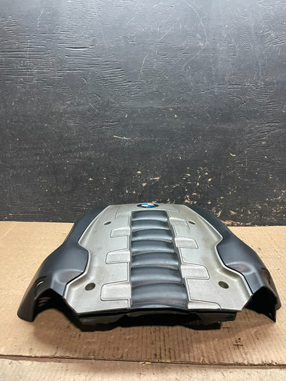 2006 to 2010 BMW 550i 650i 750i Plastic Engine Cover Shield OEM X9715 DG4