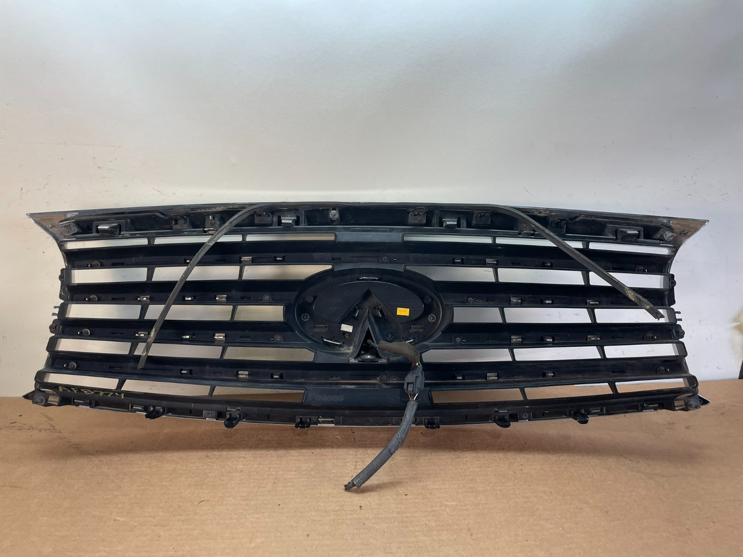 2013 2014 2015 Infiniti QX60 JX35 Front Upper Camera Grill Grille AF8774 DG3