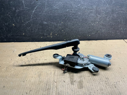 2004 to 2010 BMW X3 E83 Rear Windshield Wiper Motor OEM W7212 DG3