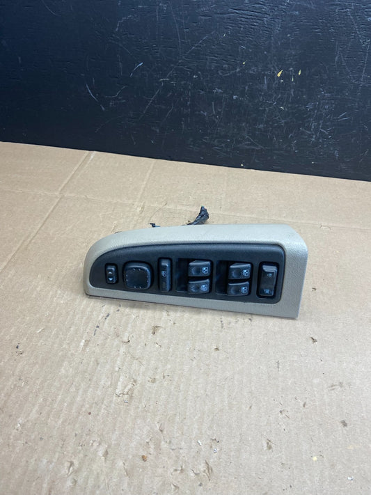 2003 to 2006 Suburban Tahoe Yukon Front Left Driver Window Switch Oem AB9414 DG0