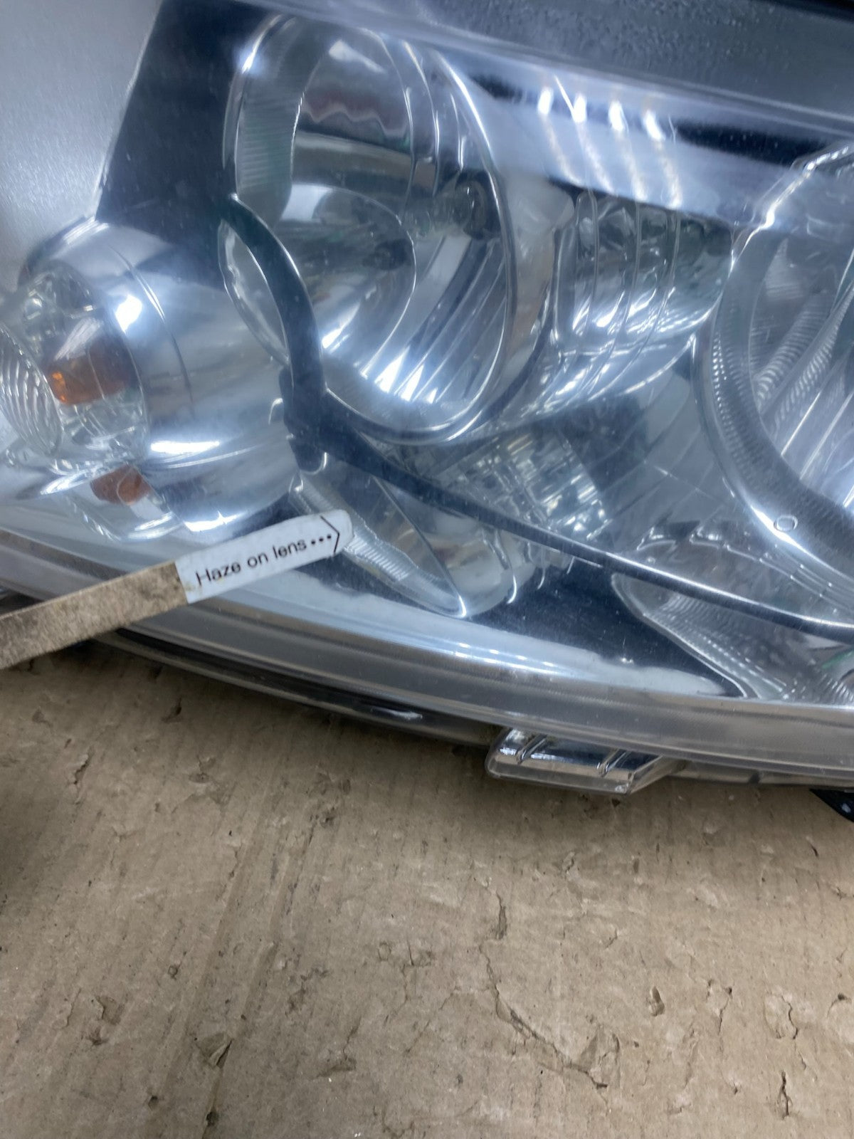 2011 to 2013 Jeep Grand Cherokee Halogen Left Driver Lh Headlight AE9700 DW4