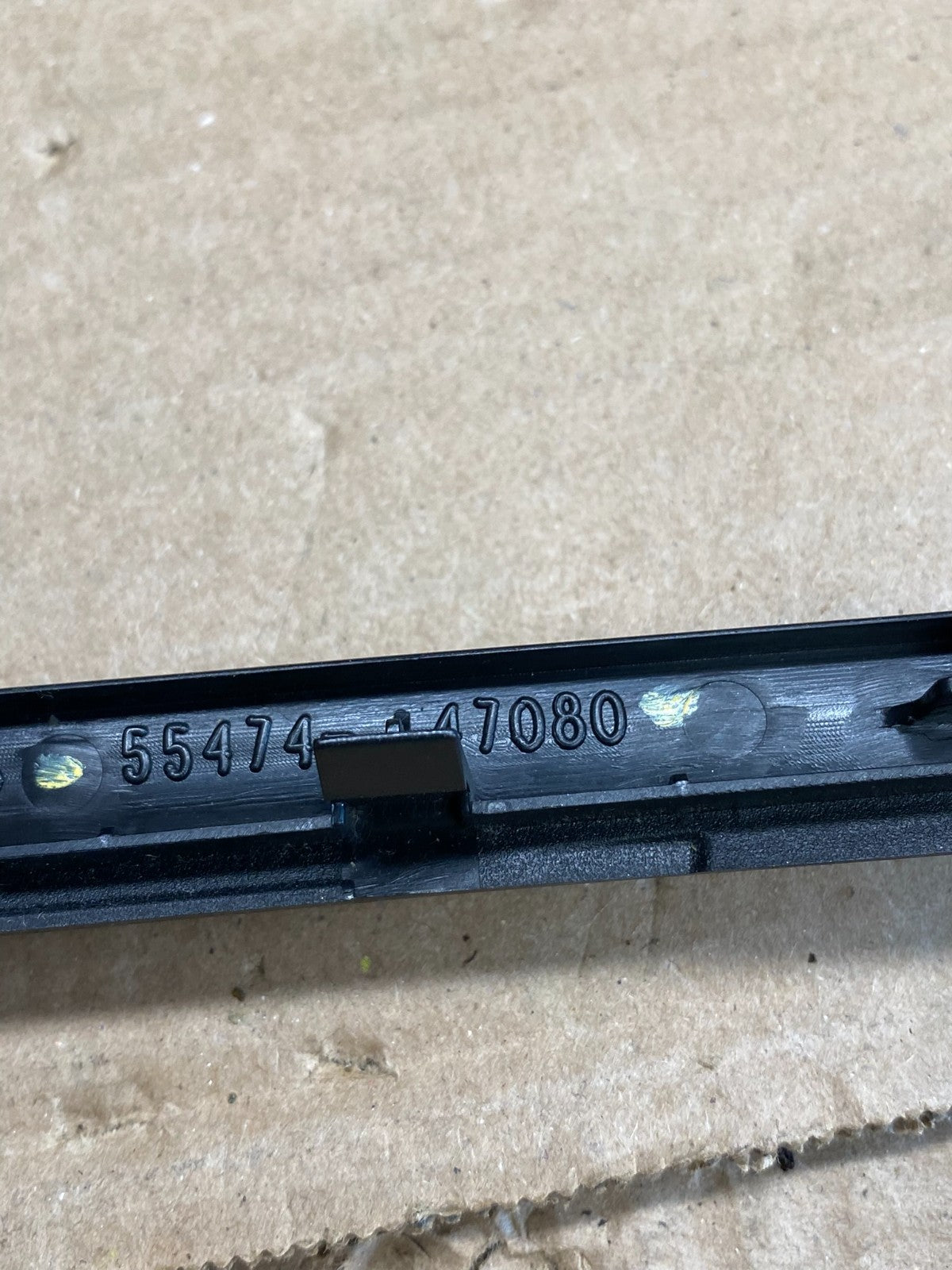 2010 to 2015 Toyota Prius Radio CD Player Screen Bezel Trim AG0079 DG4
