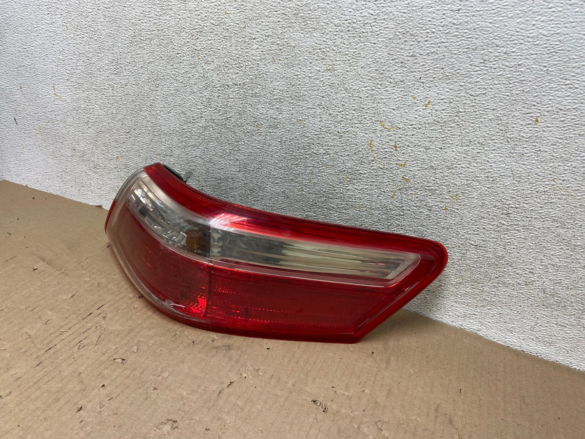 2007 2008 2009 Toyota Camry Right Passenger Side Tail Light AH5844 LK2