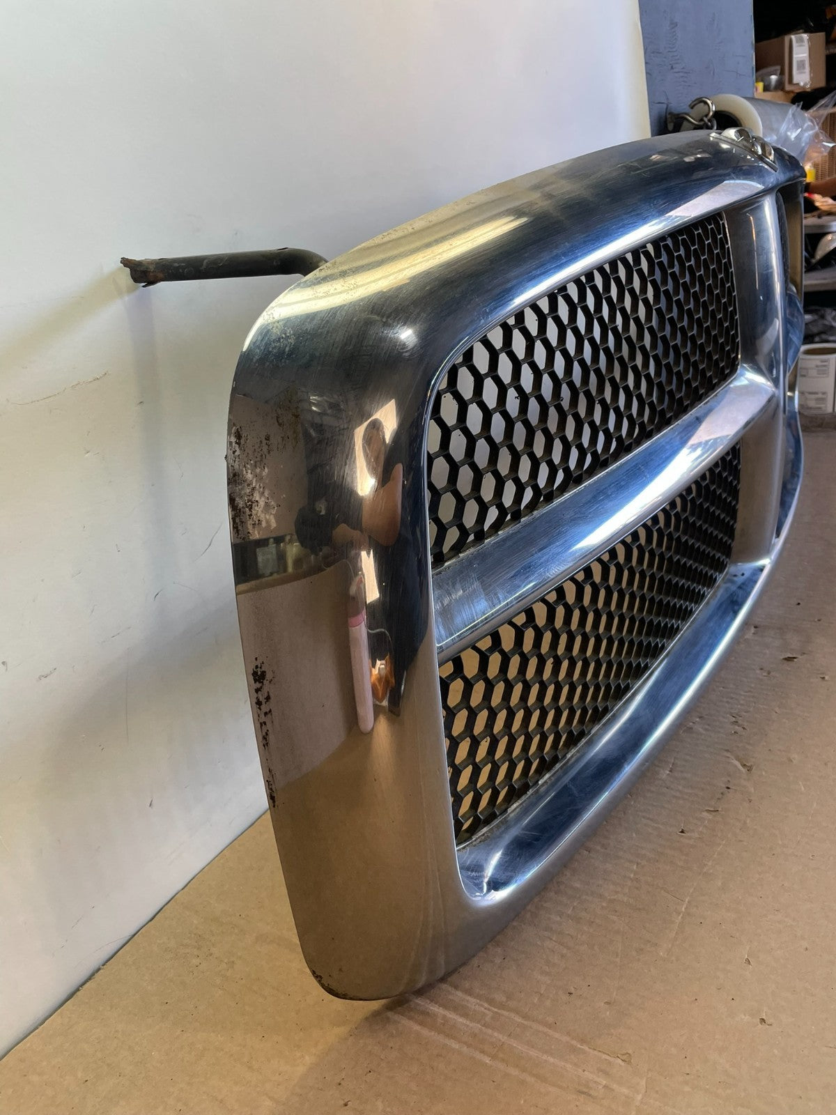 2002 2003 2004 2005 Dodge Ram 1500  Upper Front Grill Grille AH0363 DG2