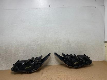 2010 - 2011 Toyota Prius Left+Right Blue Halogen Headlights OEM W2644 DW10