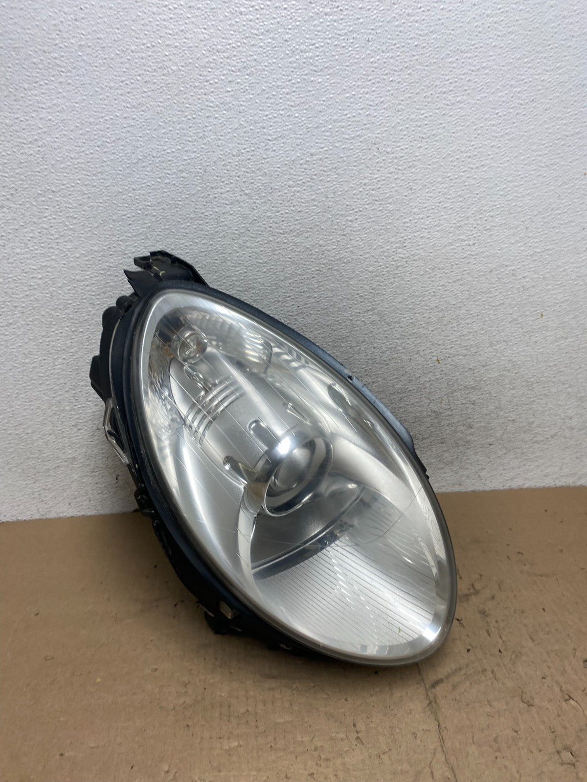 Halogen 2006 2010 Mercedes W251 R-Class Right Passenger Headlight AG5557 DW2