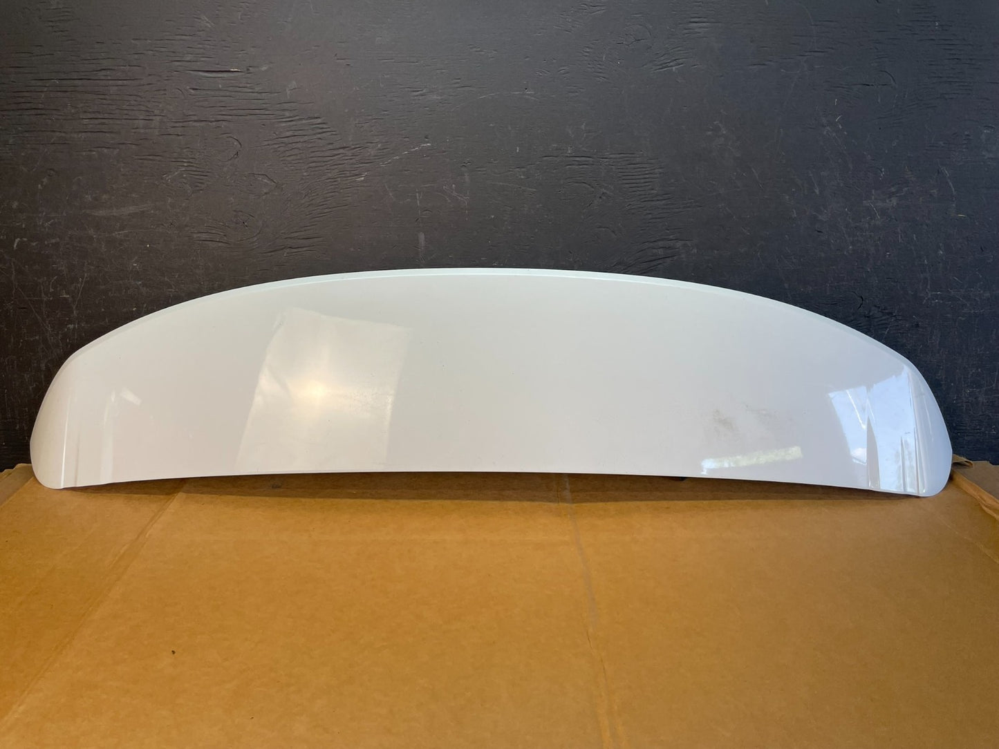 2016 to 2024 AUDI Q7 Rear Tailgate Spoiler W/ 3RD Third Brake Light OE ae0775 DG0