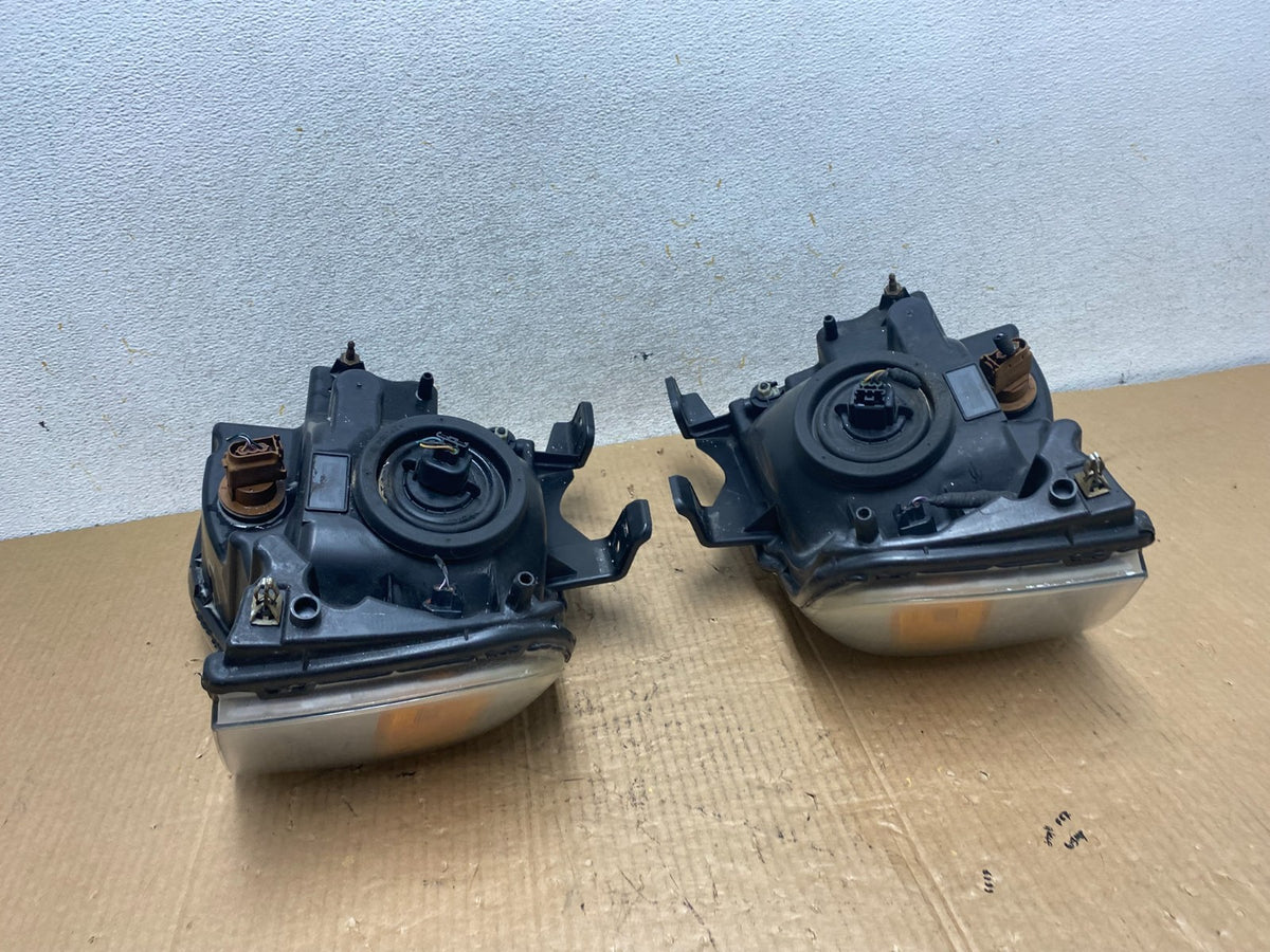 2007 - 2014 Ford Expedition Left+Right Side Headlights Halogen AI6791 DW9