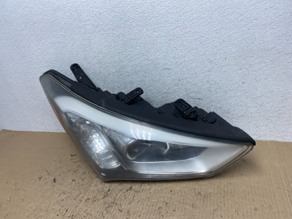 2013 to 2016 Hyundai Santa Fe Right Passenger RH Side Headlight AF7104 DW1
