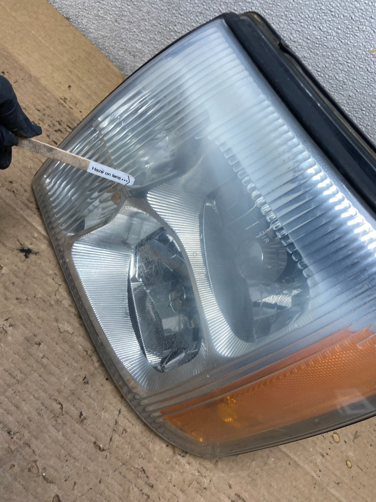 2002 to 2006 Cadillac Escalade Left Driver Lh Xenon HID Headlight Oem AB3360 DW4