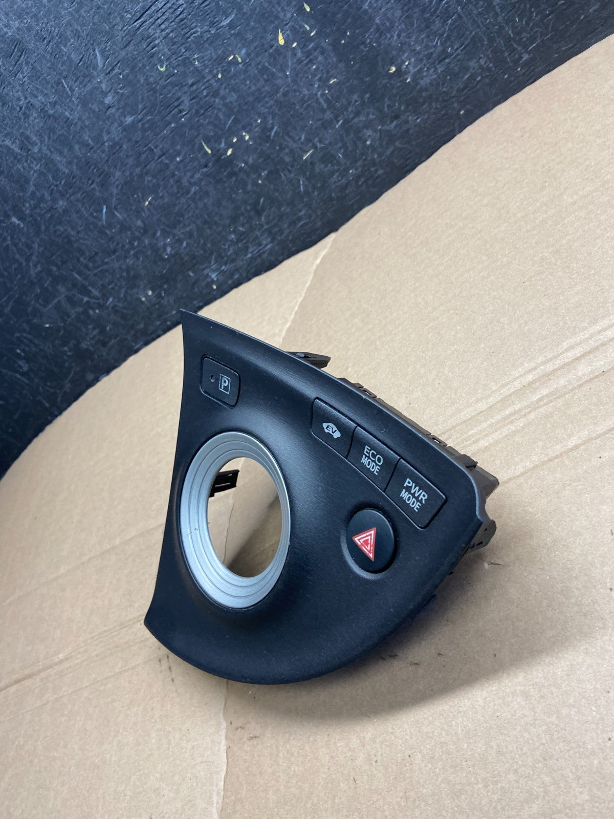 2010 to 2015 Toyota Prius 1.8L Gear Shifter Trim Panel Cover Bezel AF1754 DG3