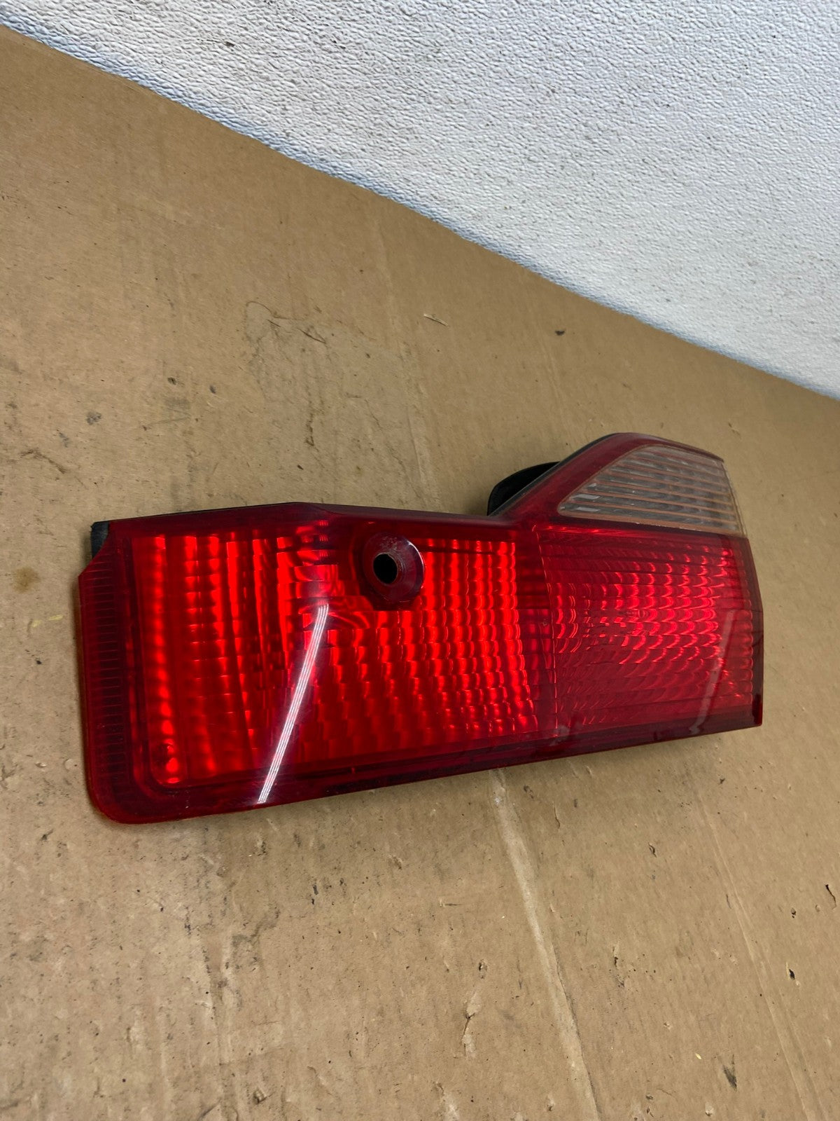 1998 to 2000 Honda Accord Right Passenger Side Inner Tail Light AC8651 LK2