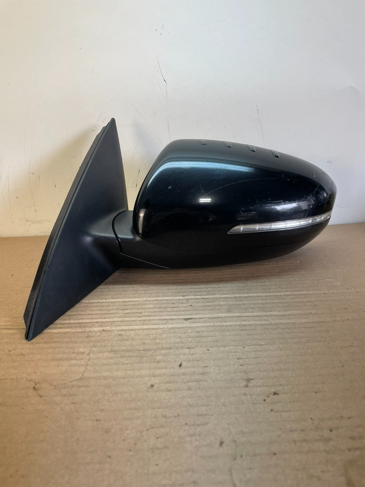 2014-2016 Kia Optima Left Driver Side View Door Mirror Turn Signal AG9931 DW0