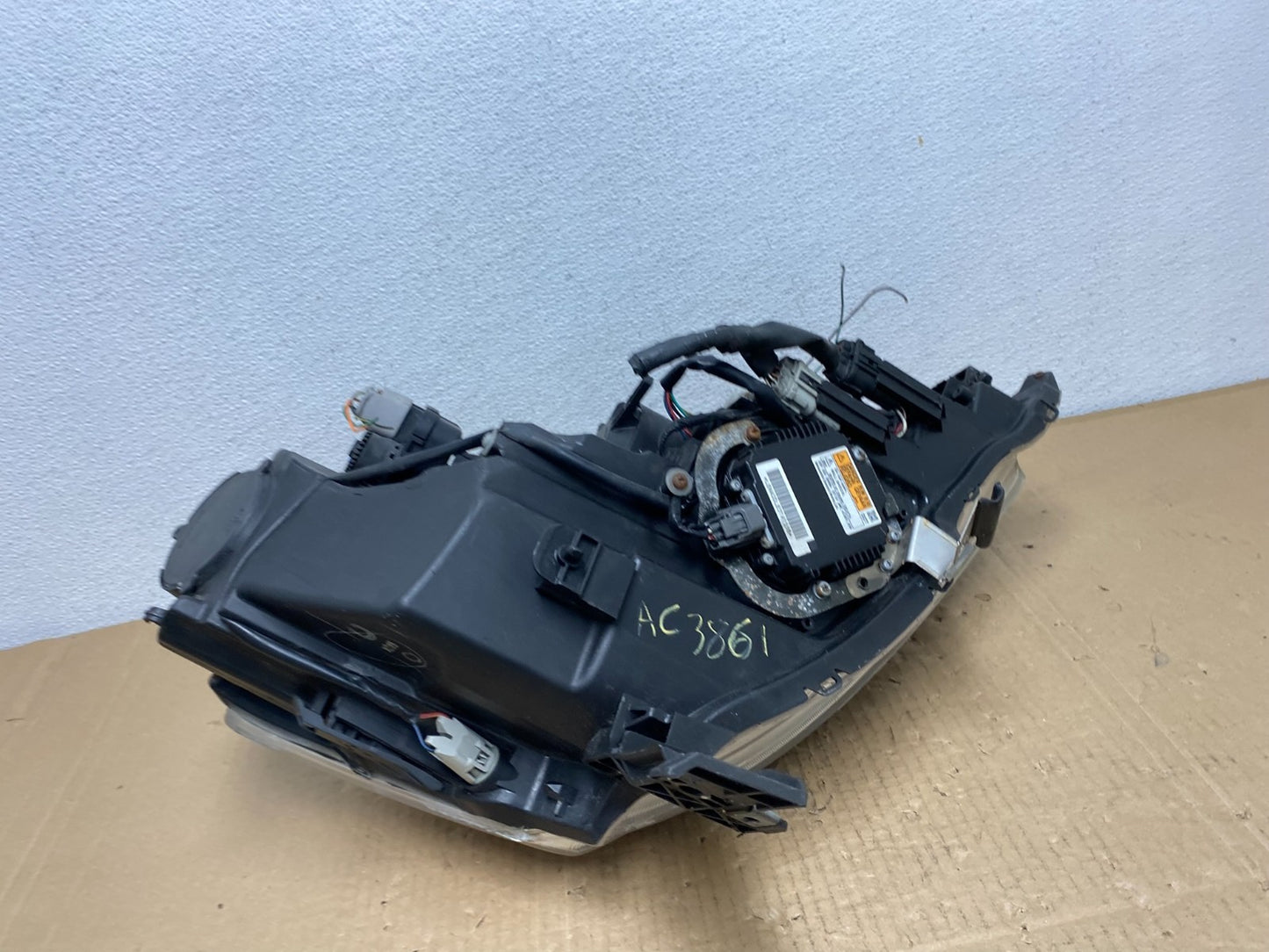 2006 to 2010 Infiniti M35 Left Driver Side Hid Xenon Headlight AD2357 DW7