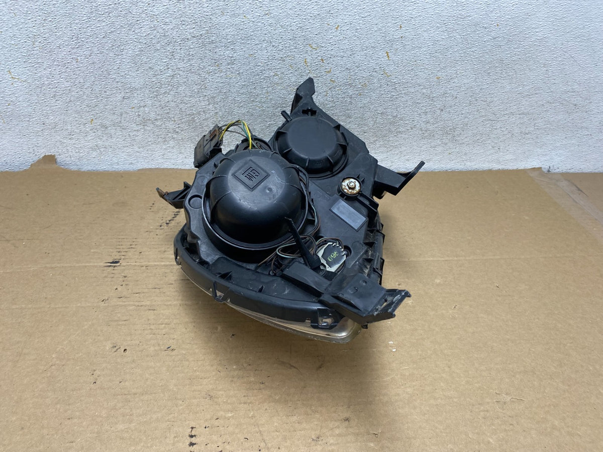 2010 - 2015 Chevrolet Equinox Halogen Headlight Right Passenger Side AH7844 DW8