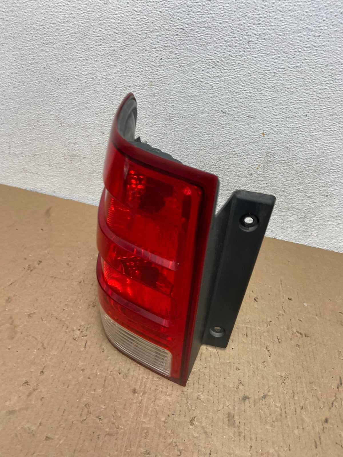 2003 2004 2005 2006 Ford Expedition Left Driver Lh Tail light AD8142 LK1